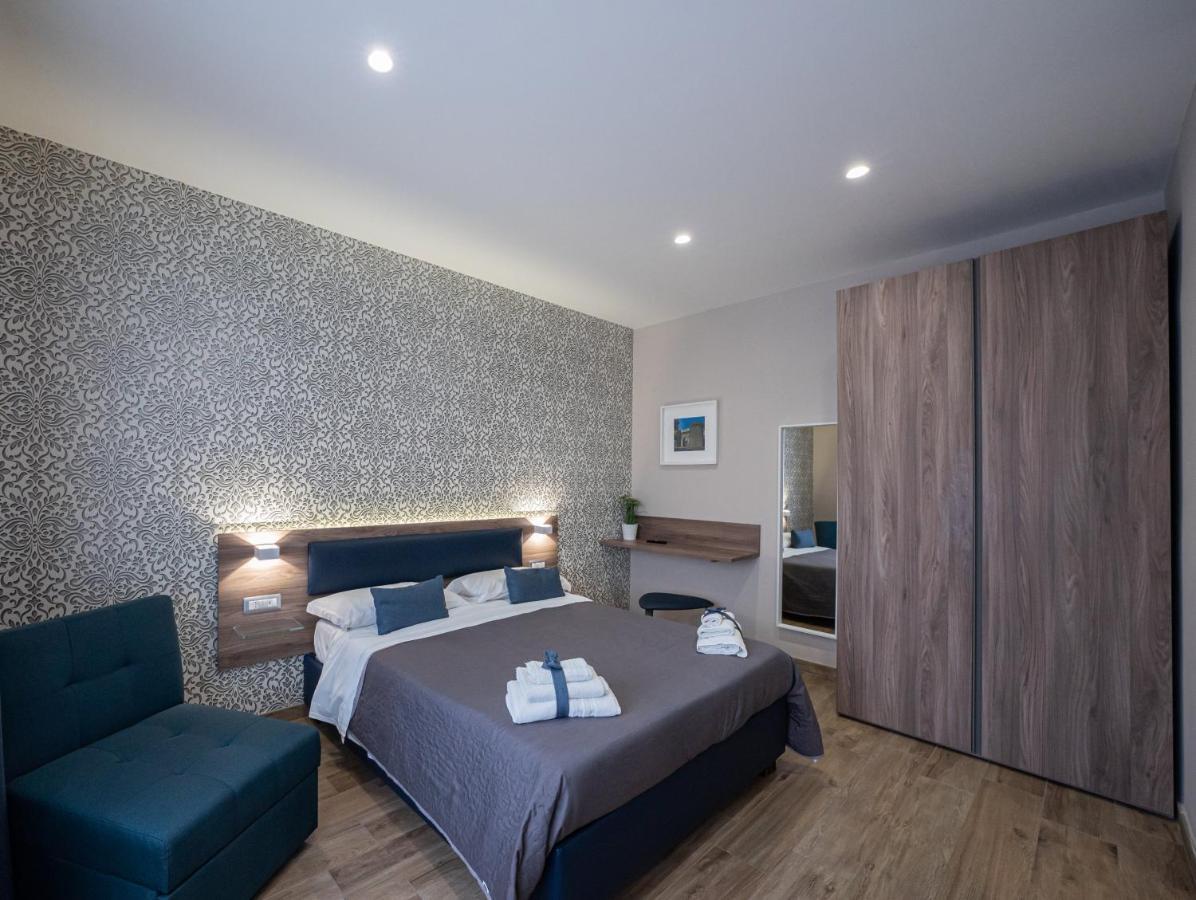 Famalu Apartments Наполи Екстериор снимка