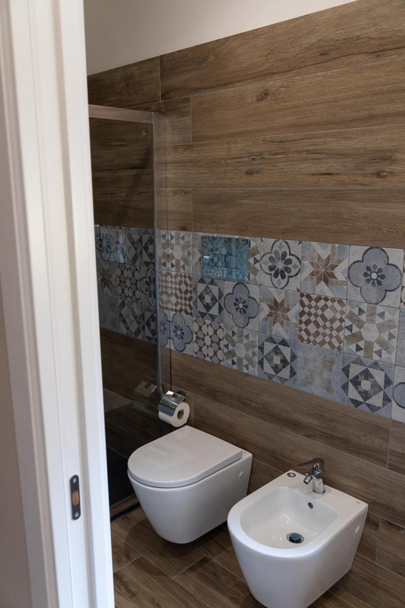 Famalu Apartments Наполи Екстериор снимка