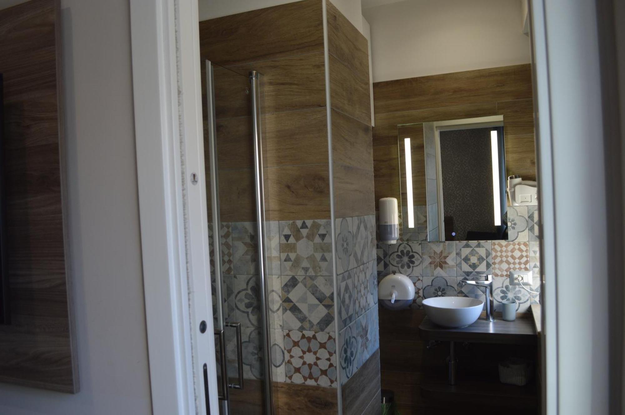 Famalu Apartments Наполи Екстериор снимка