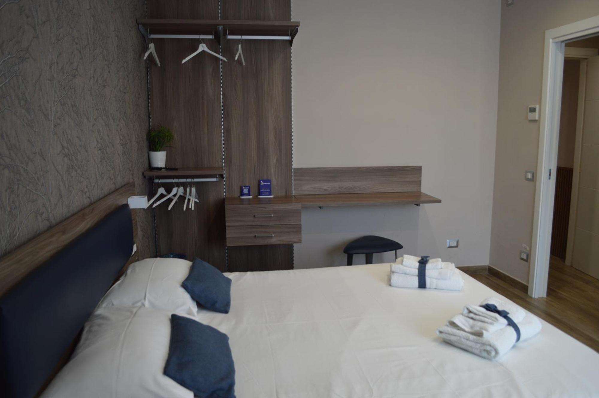 Famalu Apartments Наполи Екстериор снимка
